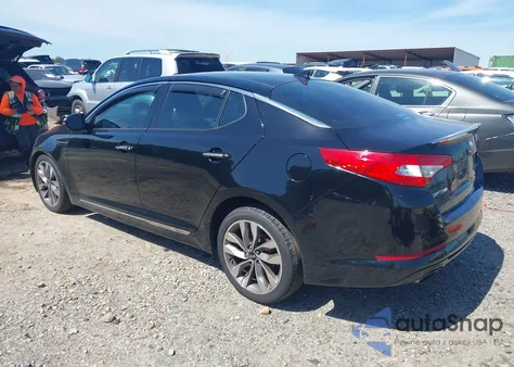 2013 Kia Optima Sx z USA, uszkodzony, nr VIN 5XXGR4A66DG094565